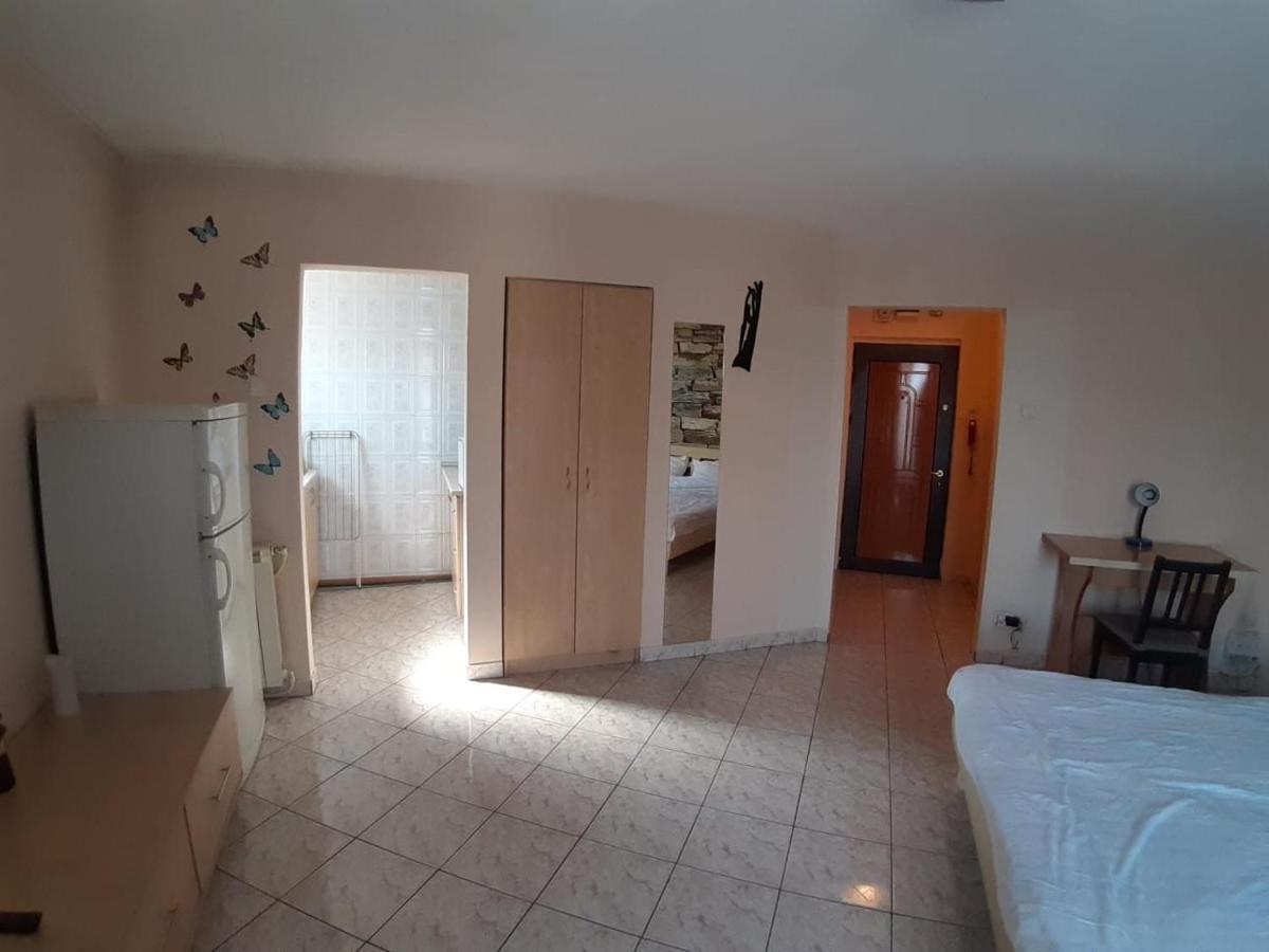 Old Town New Spacious Apartment Bukareszt Zewnętrze zdjęcie