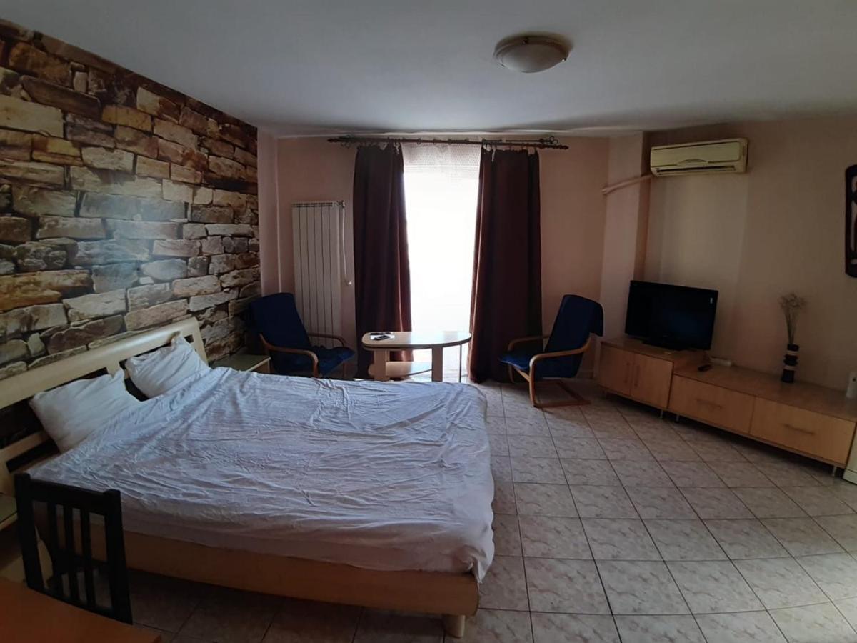 Old Town New Spacious Apartment Bukareszt Zewnętrze zdjęcie